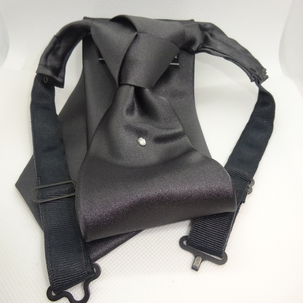 --SOLD--Trinity Knot Honey Gold, White & Black Set - Picture 2 of 3